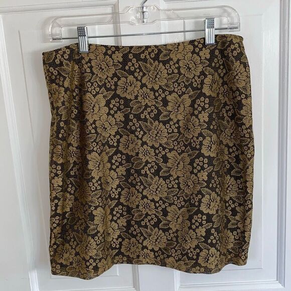 New York & Company floral lace overlay mini skirt size S - Picture 5 of 8